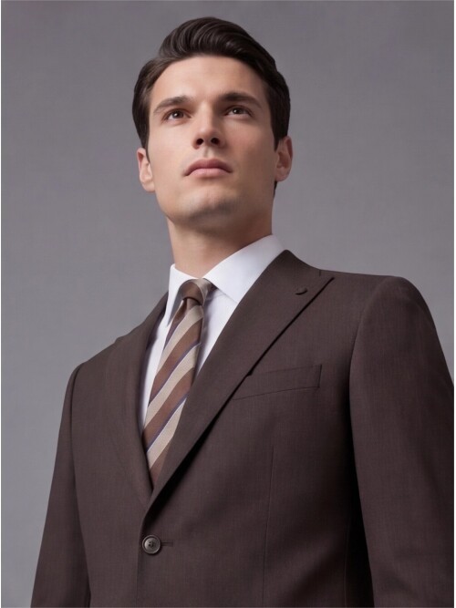 Koyu Kahverengi Sivri Yaka İki Düğmeli Slim Fit Takım Elbise