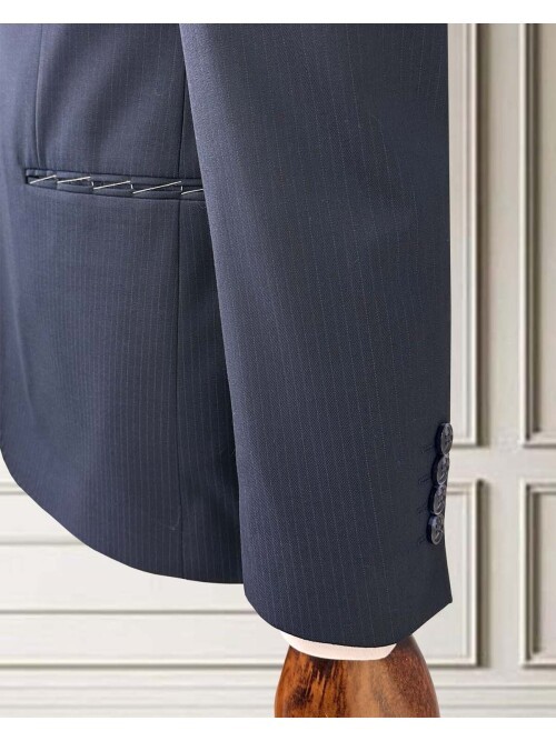 Navy Blue Mono Lapel Men’s Suit