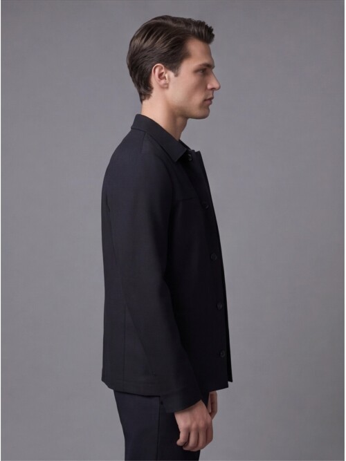 Siyah Gömlek Yaka Spor Takım Elbise