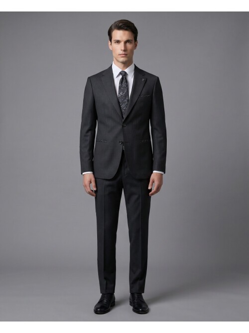 Siyah Mono Yaka Çift Düğmeli Takım Elbise