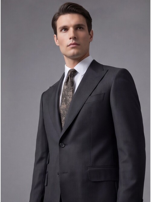 Siyah Yünlü Sivri Yaka Comfort Fit Takım Elbise