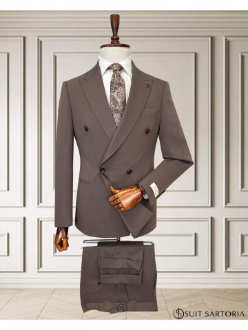 Light Brown Peak Lapel Double Breasted Men’s Suit