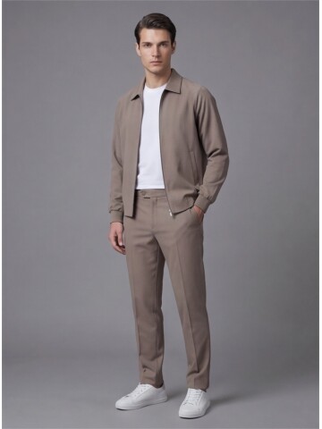 Light Brown Zip-Up Shirt Collar Smart Tracksuit
