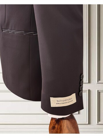 Brown Peak Lapel Double Breasted Men’s Suit