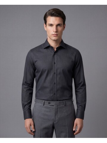 Siyah Çizgili Uzun Kollu Slim Fit Sivri Yaka Gömlek