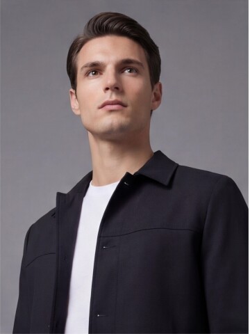 Siyah Gömlek Yaka Spor Takım Elbise