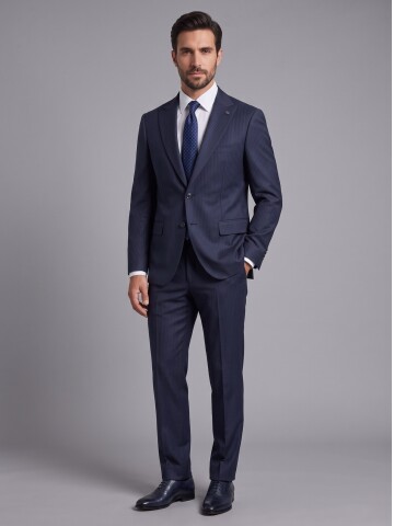 Çizgili Mavi Sivri Yaka Comfort Fit 2 Düğme Takım Elbise
