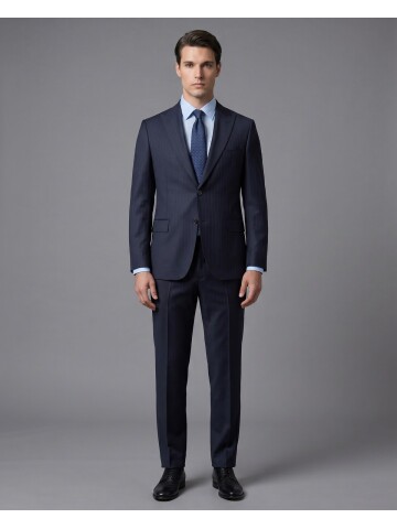 Lacivert Çizgili Yünlü Sivri Yaka Regular Fit Takım Elbise