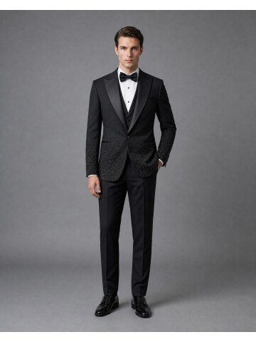 Black Single-Button Peak-Lapel Grooms Suit with Embellishments